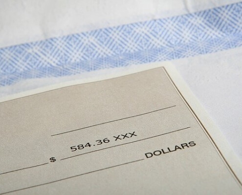 Will an employee in Florida still get a paycheck while on workers’ comp?
