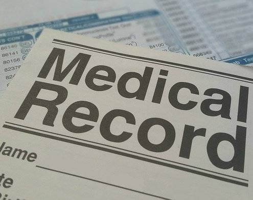 Can an inaccuracy in medical records affect a personal injury case?
